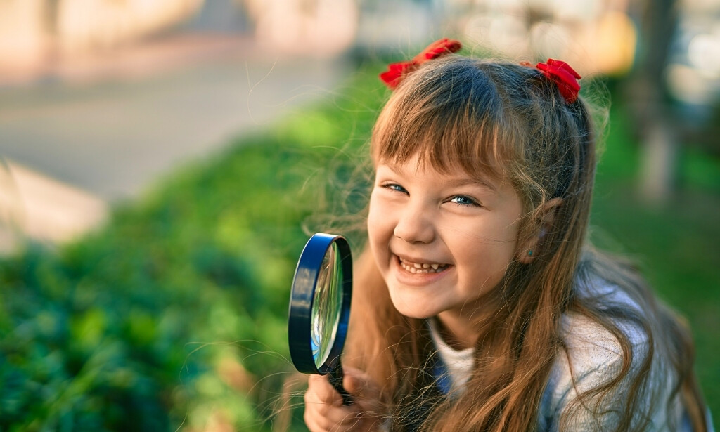 Step Into Spring: 6 Ways to Work the Outdoors Into Your Homeschool Day